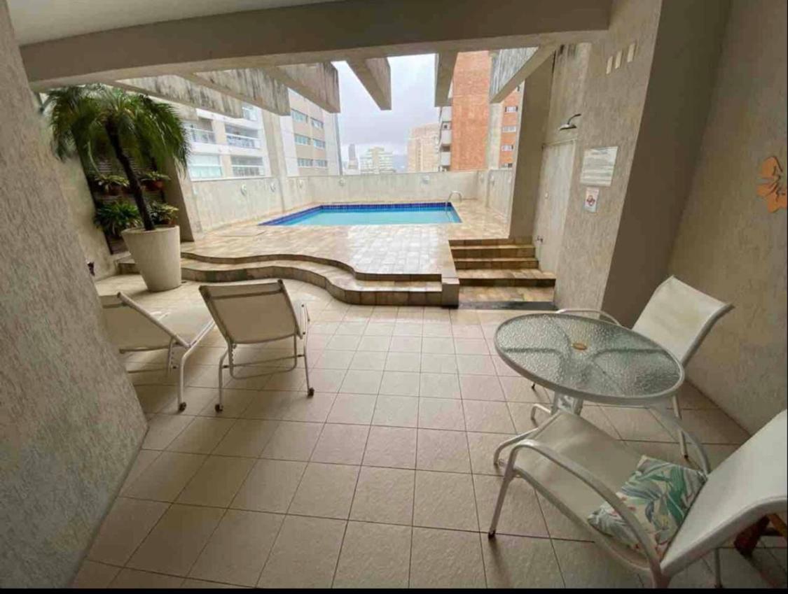 Flat Em Santos No Gonzaga A Tres Quadras Da Praia Exterior photo